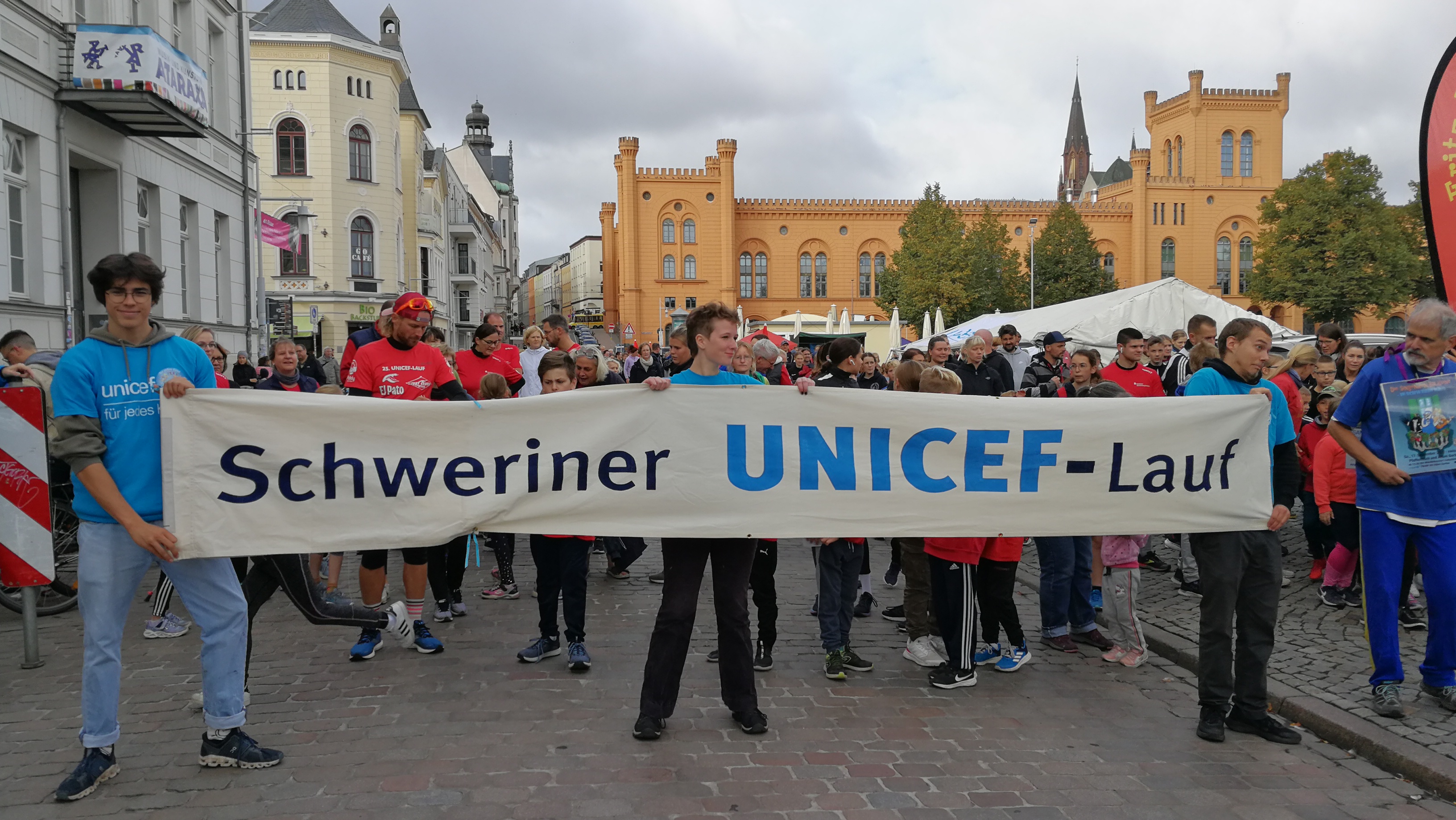 25UNICEF-Lauf-2022-Start © UNICEF-Arbeitsgruppe