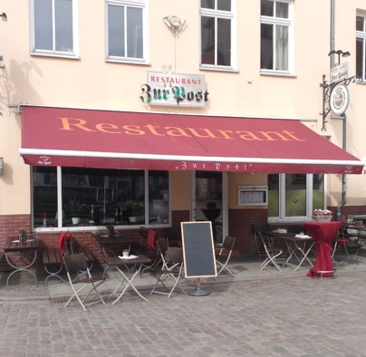 Musik in der Altstadt: Duo Lilly Brennt