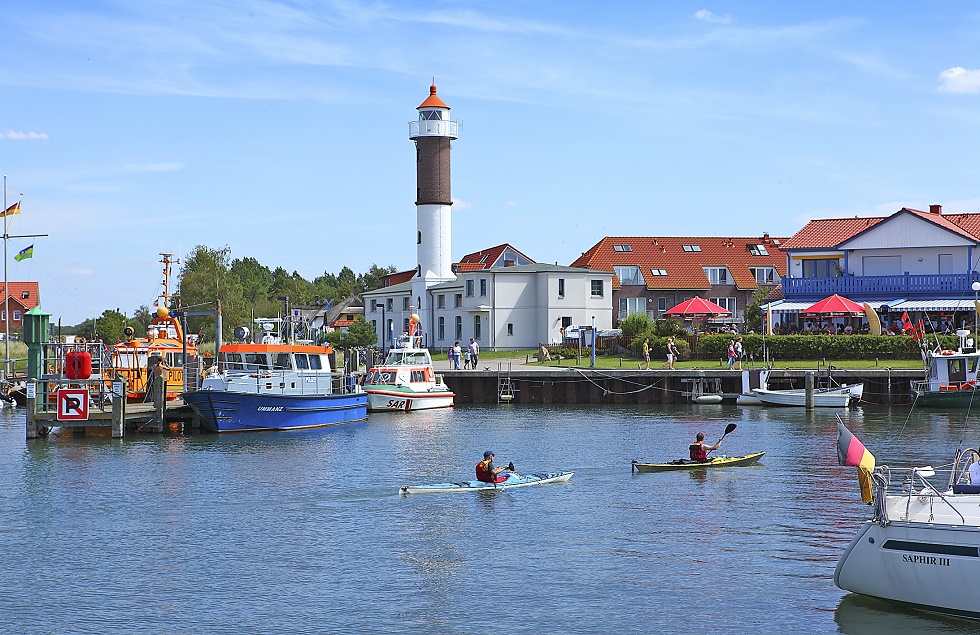 Der Leuchtturm im Timmendorfer Hafen © Kurverwaltung Ostseebad Insel Poel, René Legrand