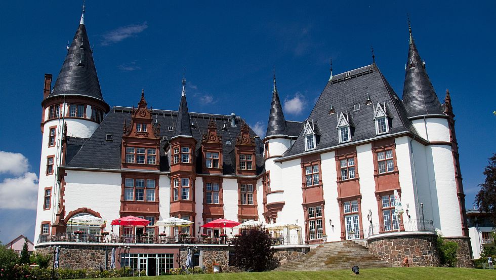 SCHWERIN PLUS Touristik-Service GmbH Reisen von Schloss zu Schloss