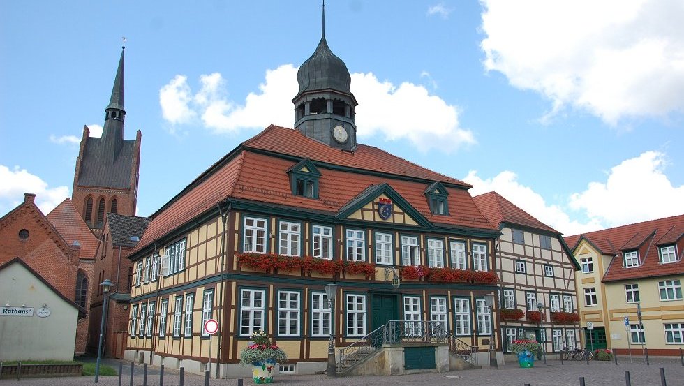 Barockes Rathaus am Markt © Stadt Grabow