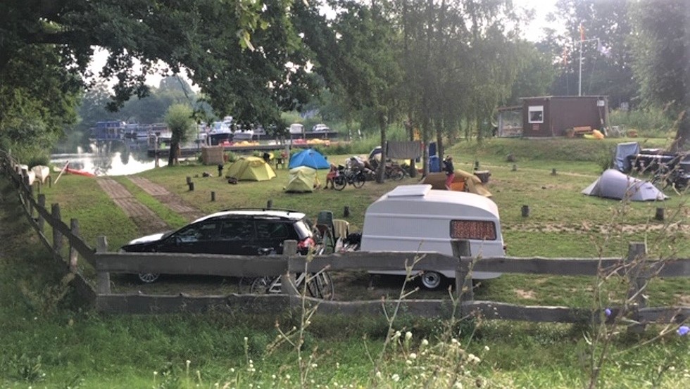Camping- und Caravanstelplatz © WasserWanderZentrum Dömitz
