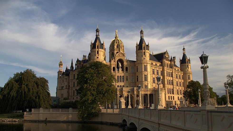 Das Schweriner Schloss ist das Wahrzeichen der Landeshauptstadt © Carsten Pescht